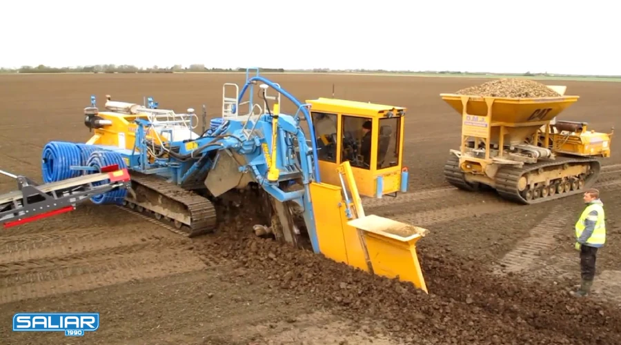 حفر کانال با ترنچر