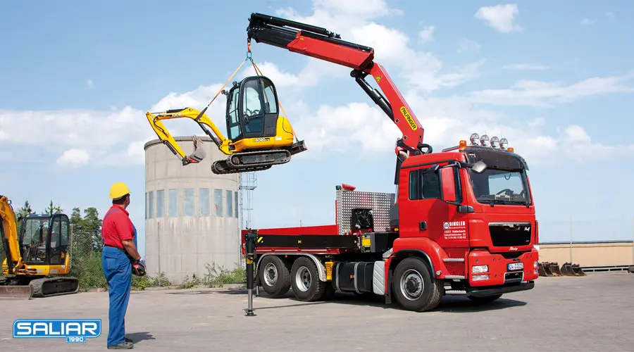 پالفینگر (Palfinger)